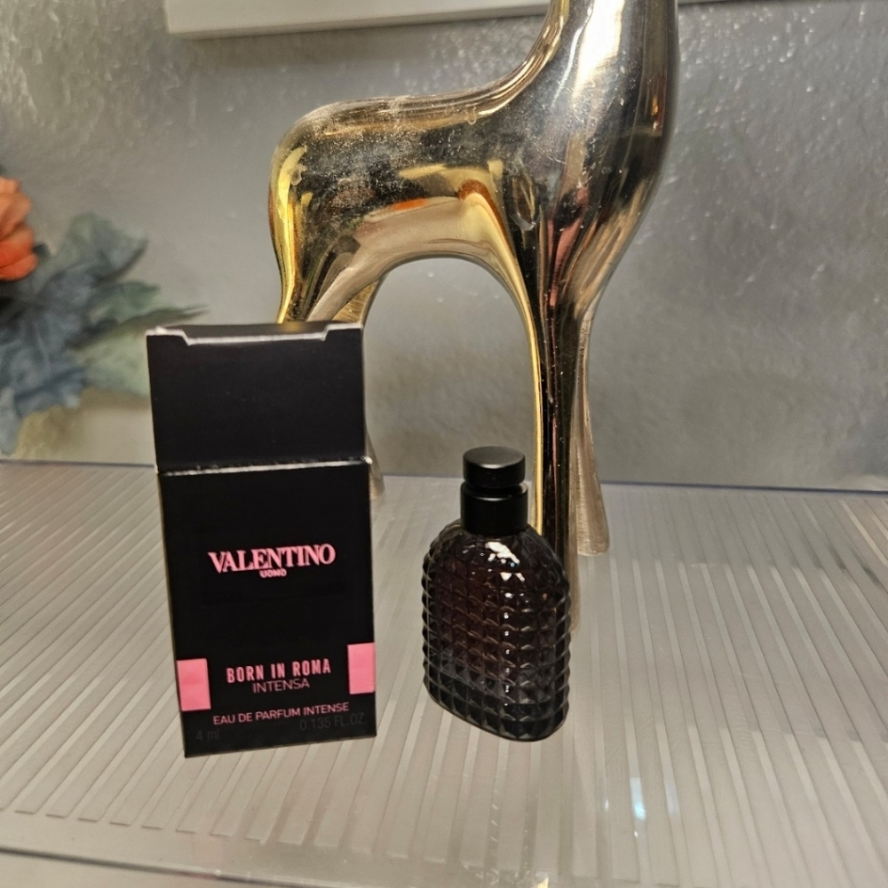 Valentino Uomo Born in Roma Intensa Eau de Parfum Intense - - Picture 4 of 5